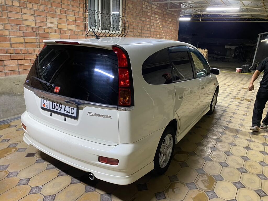 Honda Stream: 2002 г., 2 л, Автомат, Бензин, Минивэн: фото 2