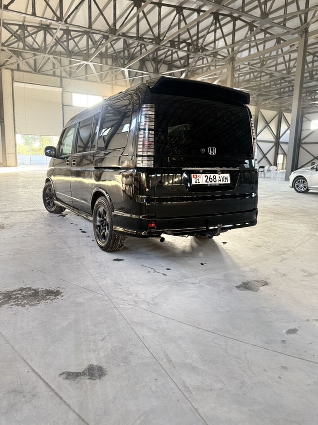Honda Stepwgn: 2005 г., 2 л, Газ, Минивэн: фото 2