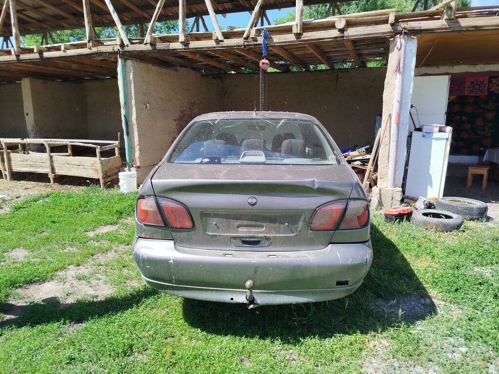 Nissan Primera: 2002 г., 2 л, Механика, Бензин, Седан — фото 2