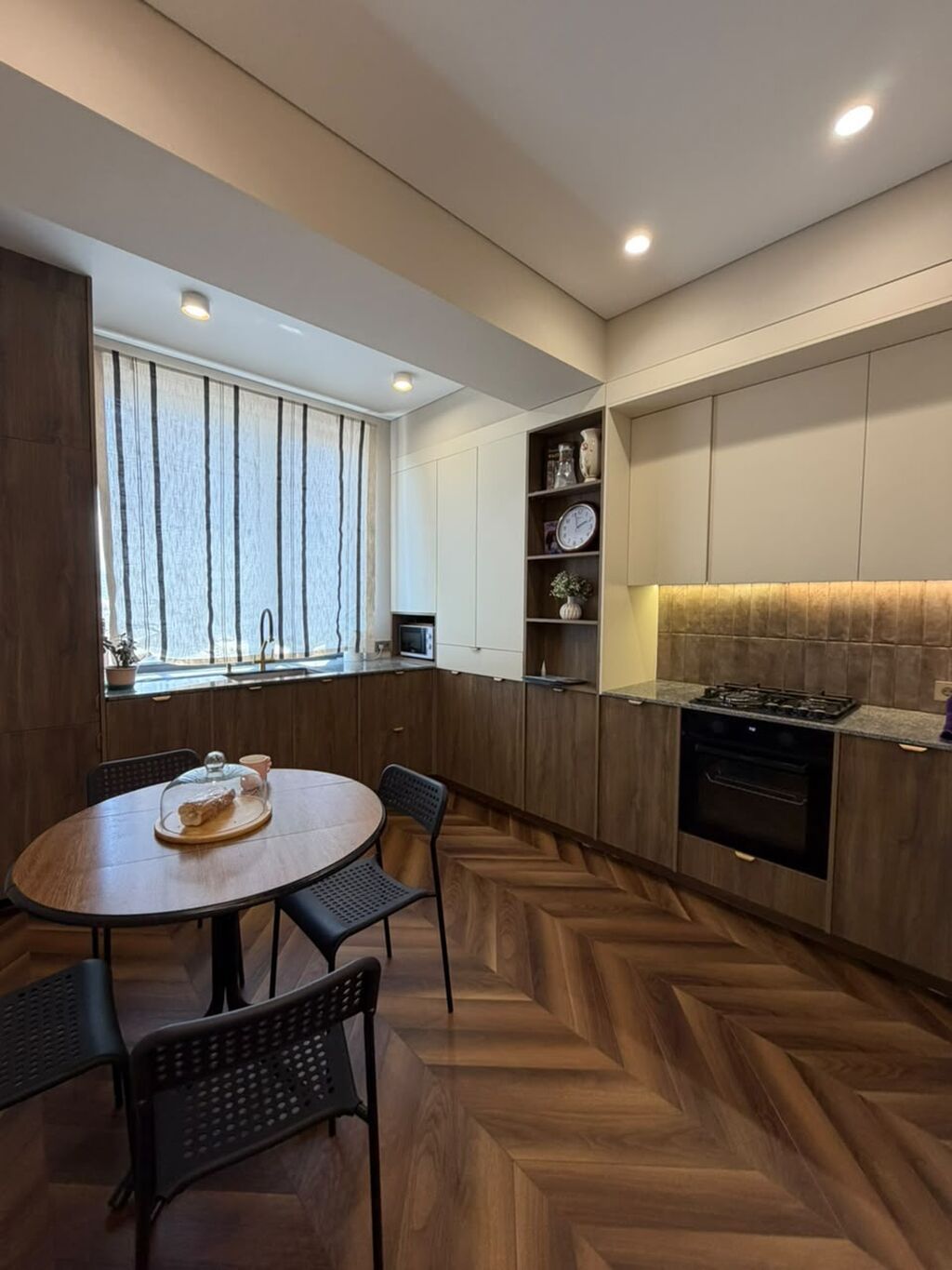 3 комнаты, 65 м², Старый аэропорт Элитка, 8 этаж, Дизайнерский ремонт: фото 5