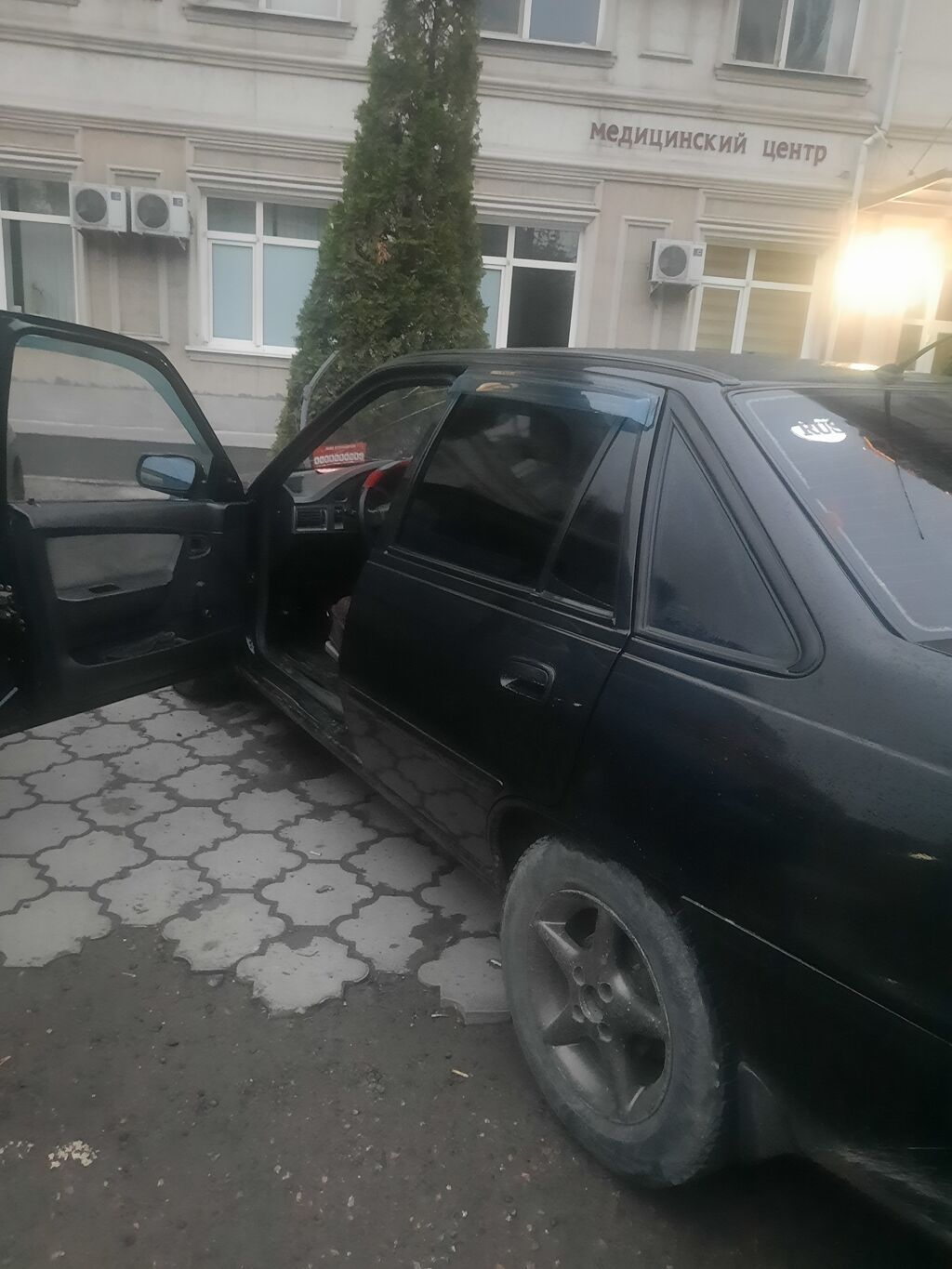 Daewoo Nexia: 2011 г., 1.6 л, Механика, Седан: фото 8