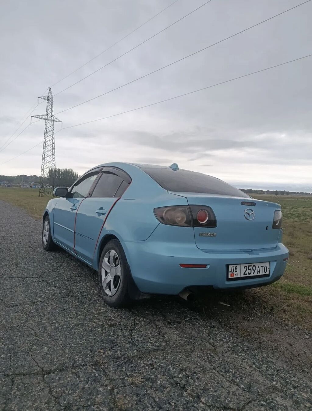 Mazda 3: 2006 г., 1.5 л, Автомат, Бензин, Седан: фото 3