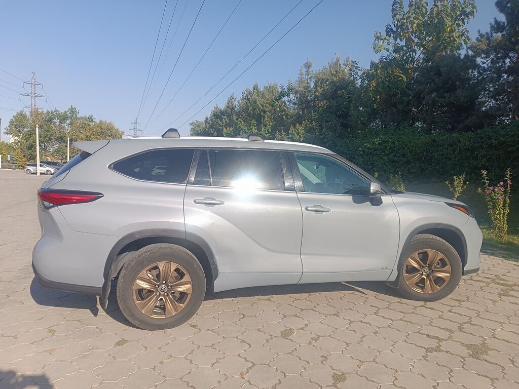 Toyota Highlander: 2021 г., 2.5 л, Автомат, Гибрид, Кроссовер: фото 5