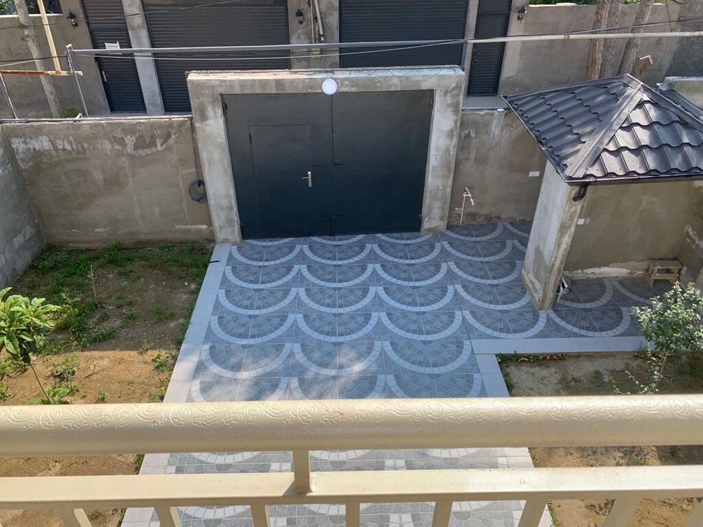 6 otaqlı, 140 kv. m, Yeni təmirli