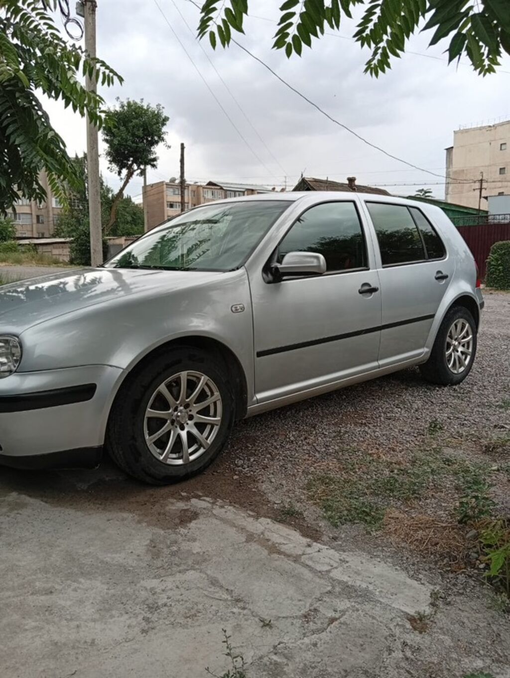 Volkswagen Golf: 2002 г., Механика, Хэтчбэк: фото 2