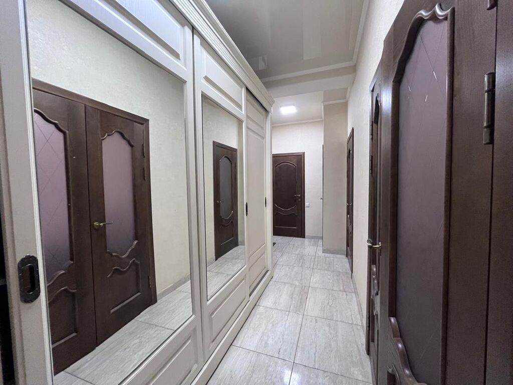 3 комнаты, 77 м², Элитка, 3 этаж, Свежий ремонт: фото 3