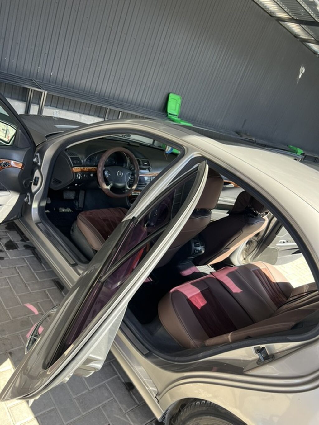 Mercedes-Benz E-Class: 2004 г., 3.2 л, Автомат, Газ, Седан: фото 2
