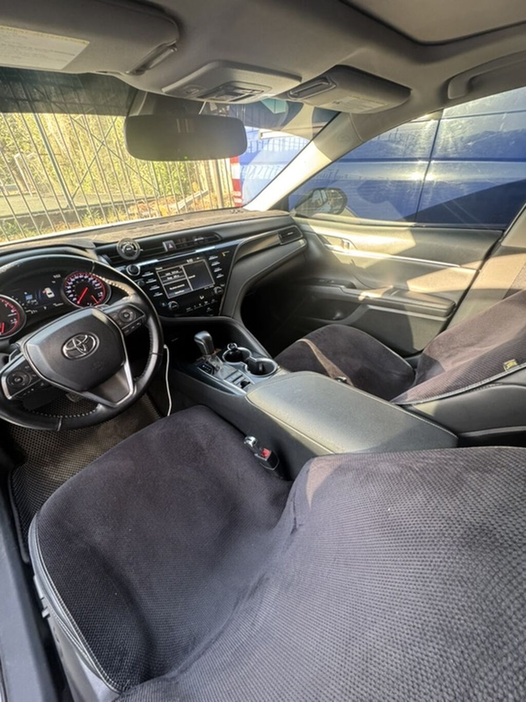 Toyota Camry: 2019 г., 2.5 л, Автомат, Бензин, Седан: фото 7