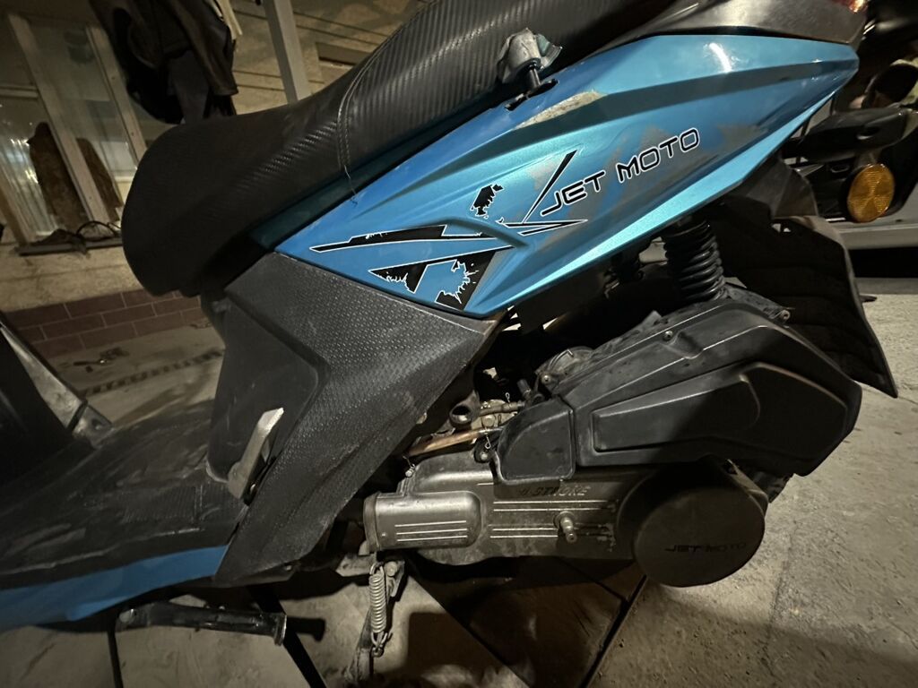 Скутер Jet Moto (бензиновый) -Самурай 150 куб -док имеет -мотор: фото 3
