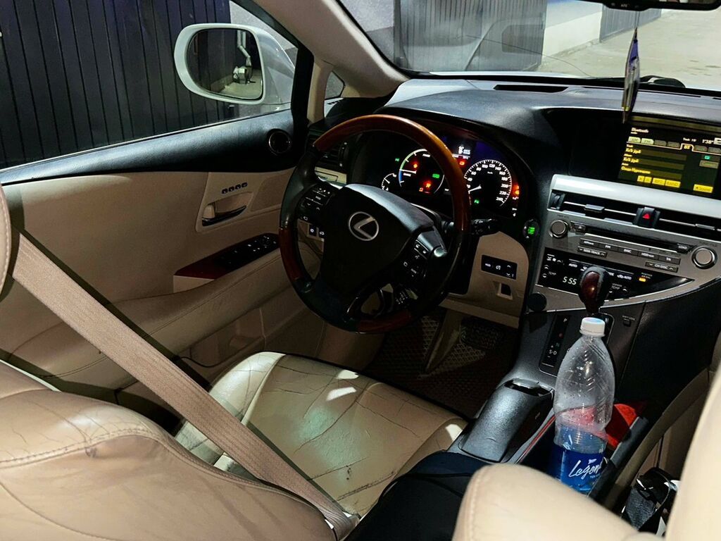 Lexus RX: 2011 г., 3.5 л, Вариатор, Гибрид, Кроссовер: фото 6