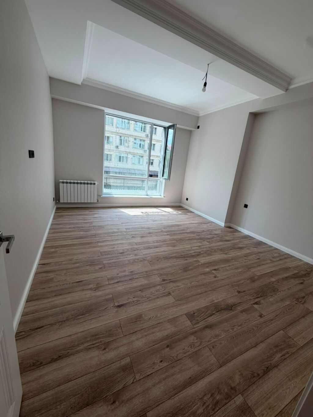 2 комнаты, 53 м², АУЦА Элитка, 2 этаж, Свежий ремонт: фото 2