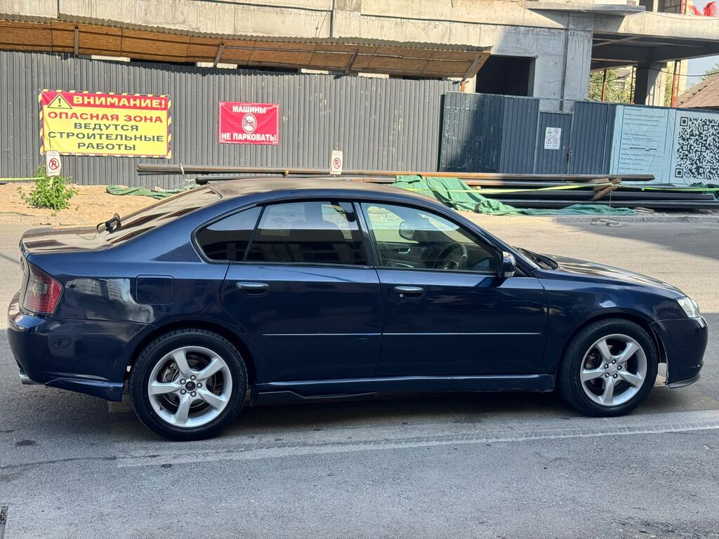 Subaru Legacy: 2003 г., Автомат, Бензин, Седан: фото 3