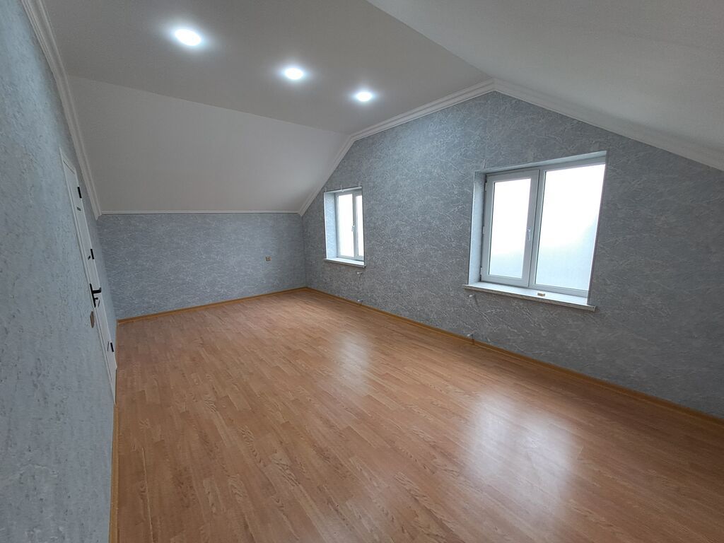 4 otaqlı, 105 kv. m, Yeni təmirli