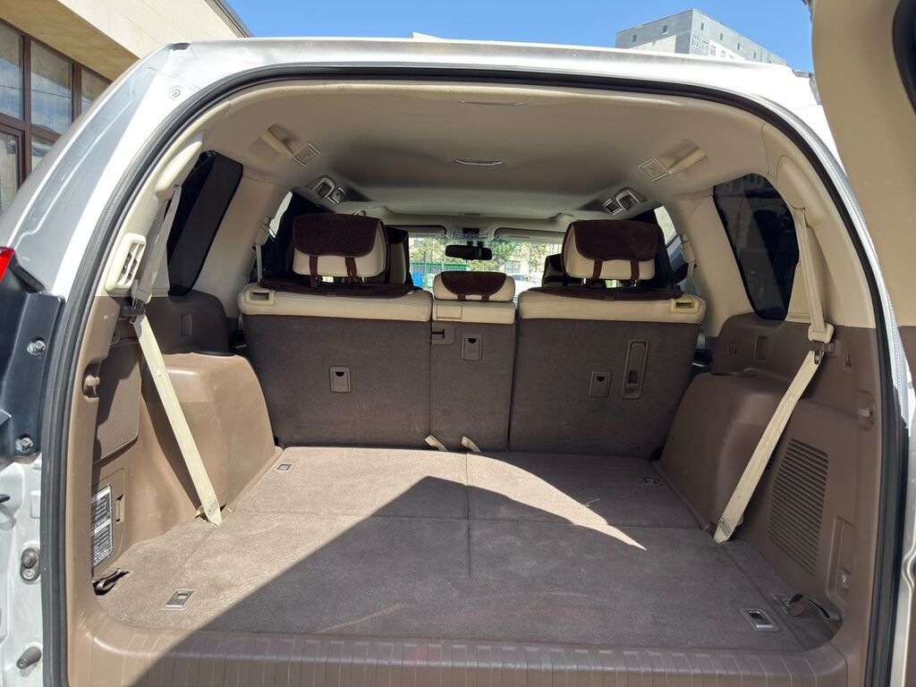 Lexus GX: 2010 г., 4.6 л, Автомат, Бензин, Внедорожник: фото 8