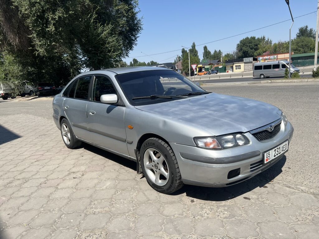 Mazda 626: 1997 г., Механика, Бензин, Хэтчбэк: фото 2