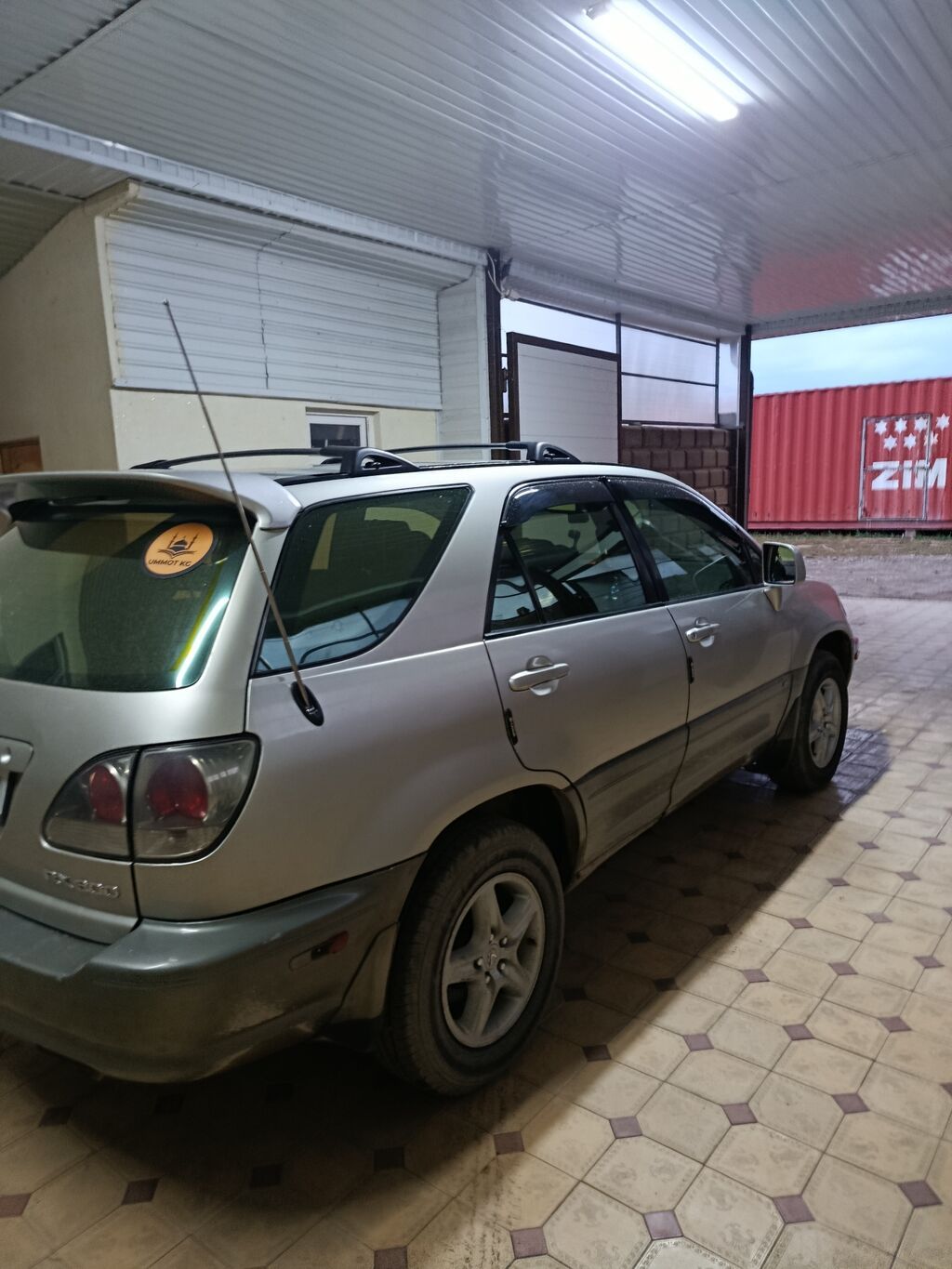 Lexus RX: 2003 г., 3 л, Автомат, Газ, Кроссовер: фото 3