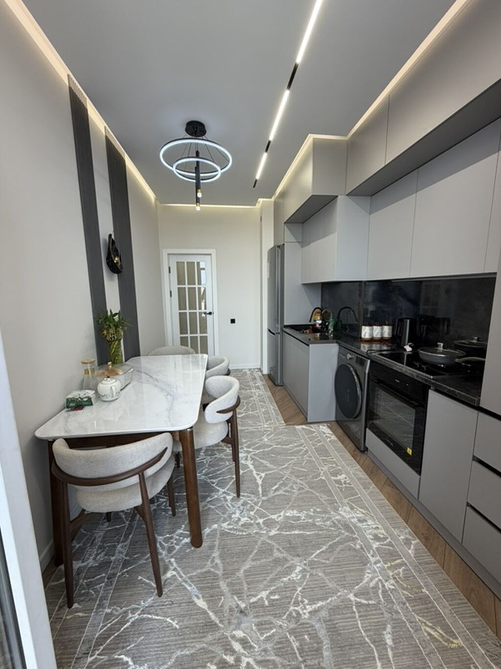 2 комнаты, 67 м², Пишпек Элитка, 7 этаж, Дизайнерский ремонт: фото 2