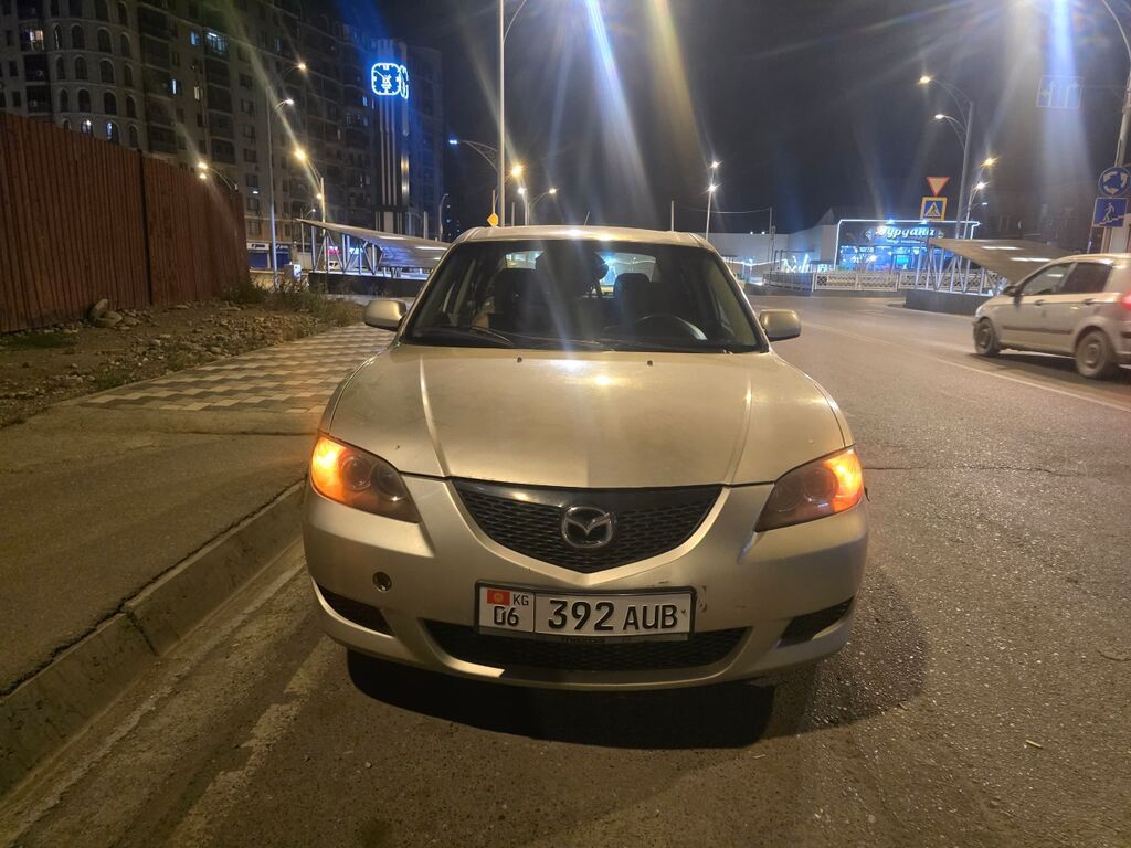 Mazda 3: 2005 г., Автомат, Бензин, Седан: фото 3