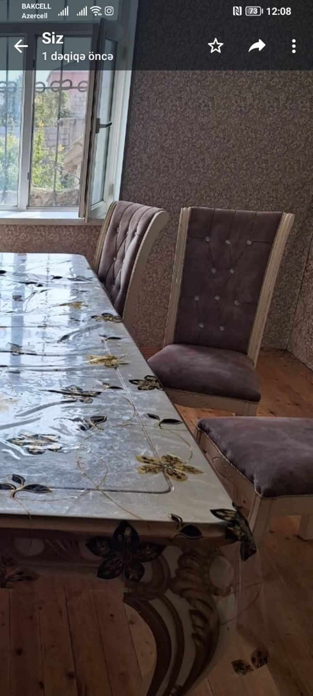 3 ayin mebelidir ela vezyyetdedi prablemsiz 1150 AZN Qonaq otağı