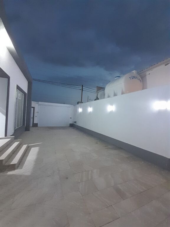 4 otaqlı, 130 kv. m, Yeni təmirli