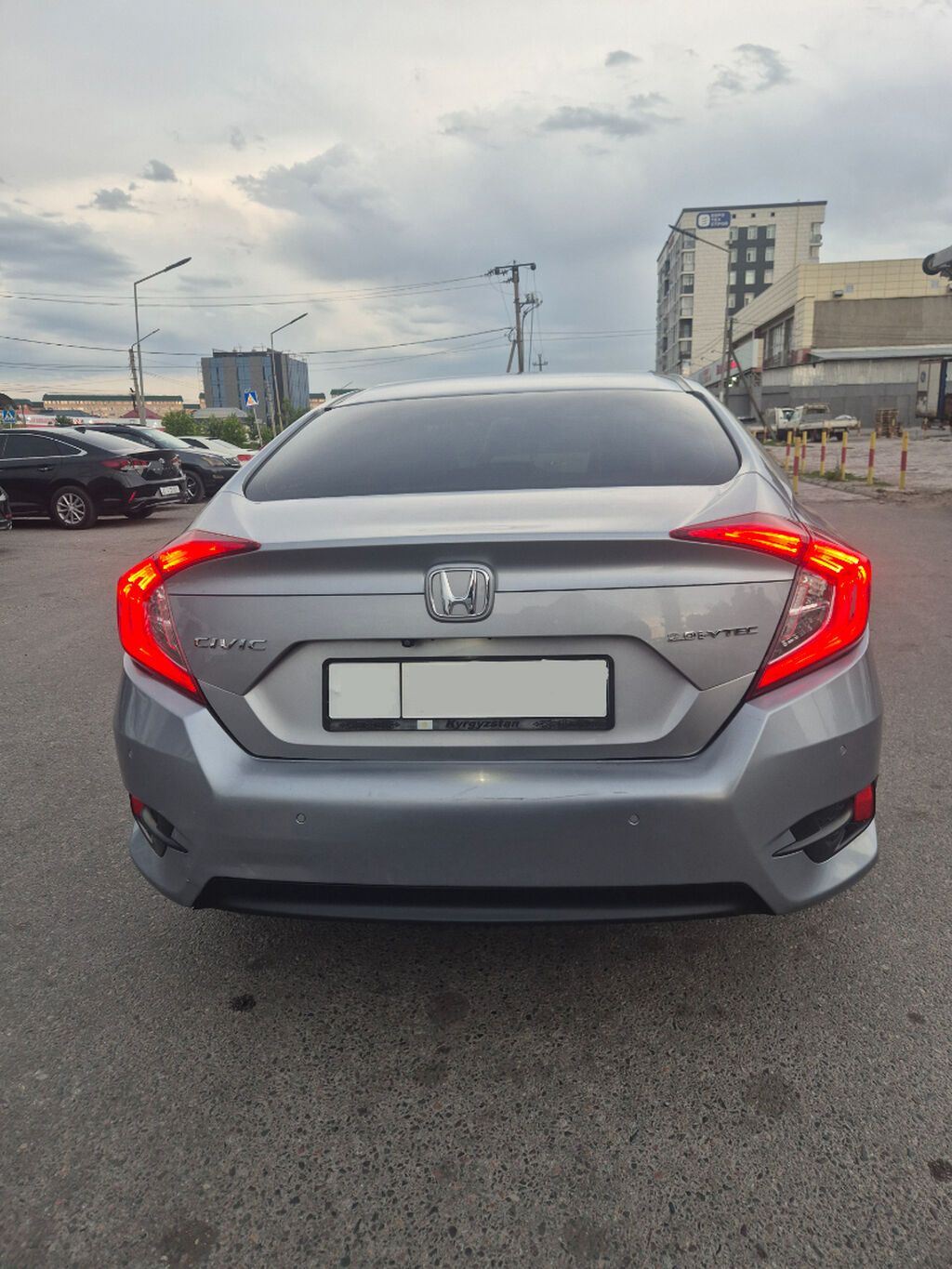 Honda Civic: 2017 г., 2 л, Вариатор, Бензин, Седан: фото 6