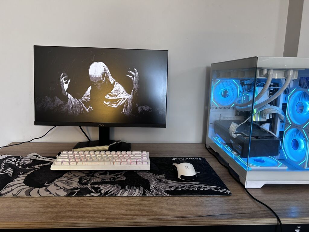 Белоснежный киберспортивный топ «Panda Style» — 7800X3d / RX 6800 XT: фото 3
