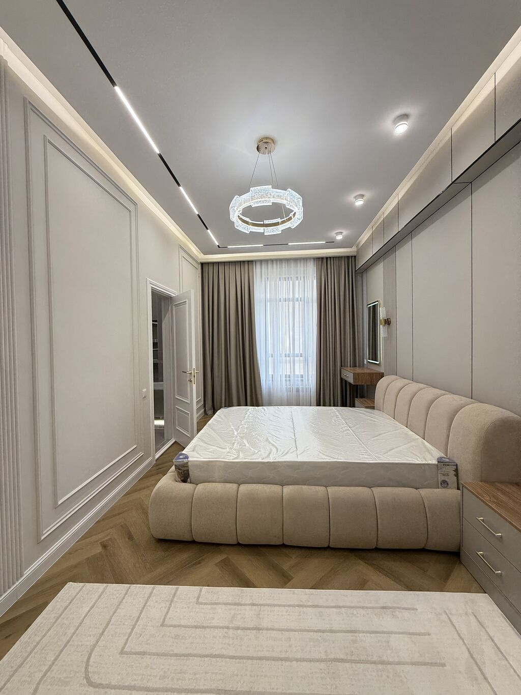 3 комнаты, 101 м², Асанбай мкр Элитка, 10 этаж, Дизайнерский ремонт: фото 1