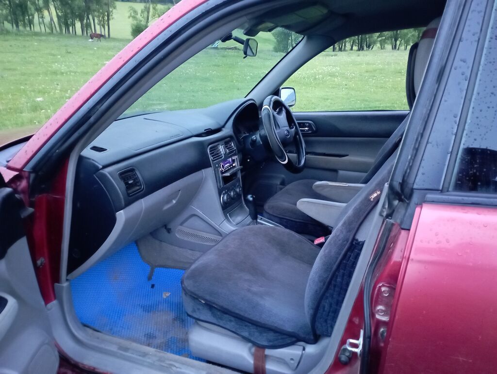 Subaru Forester: 2004 г., 2 л, Автомат, Бензин, Кроссовер: фото 6