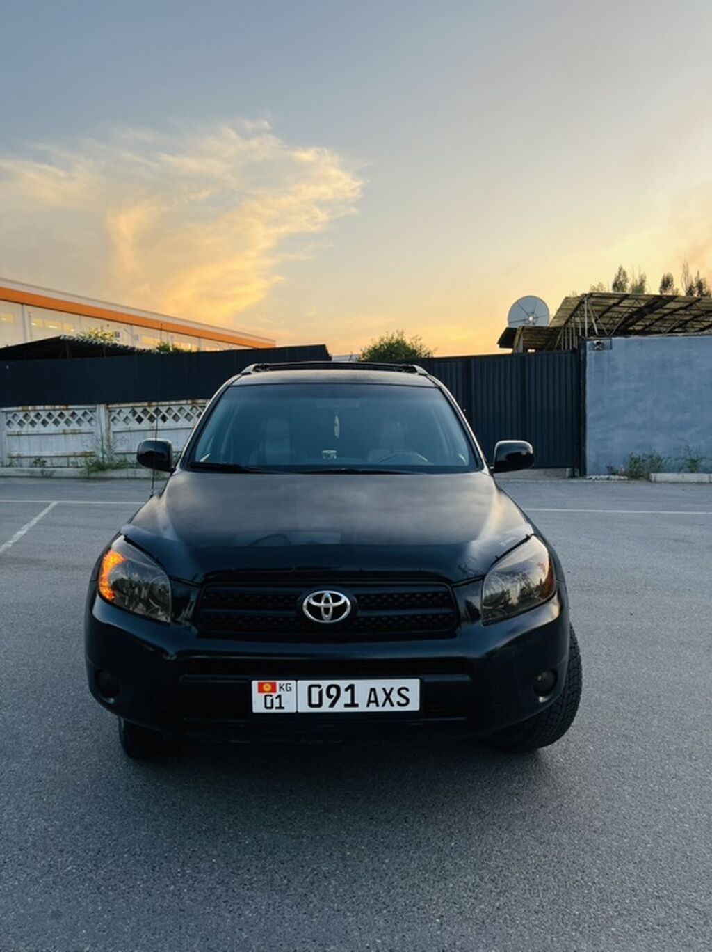 Toyota RAV4: 2008 г., 2.4 л, Автомат, Бензин, Кроссовер: фото 4
