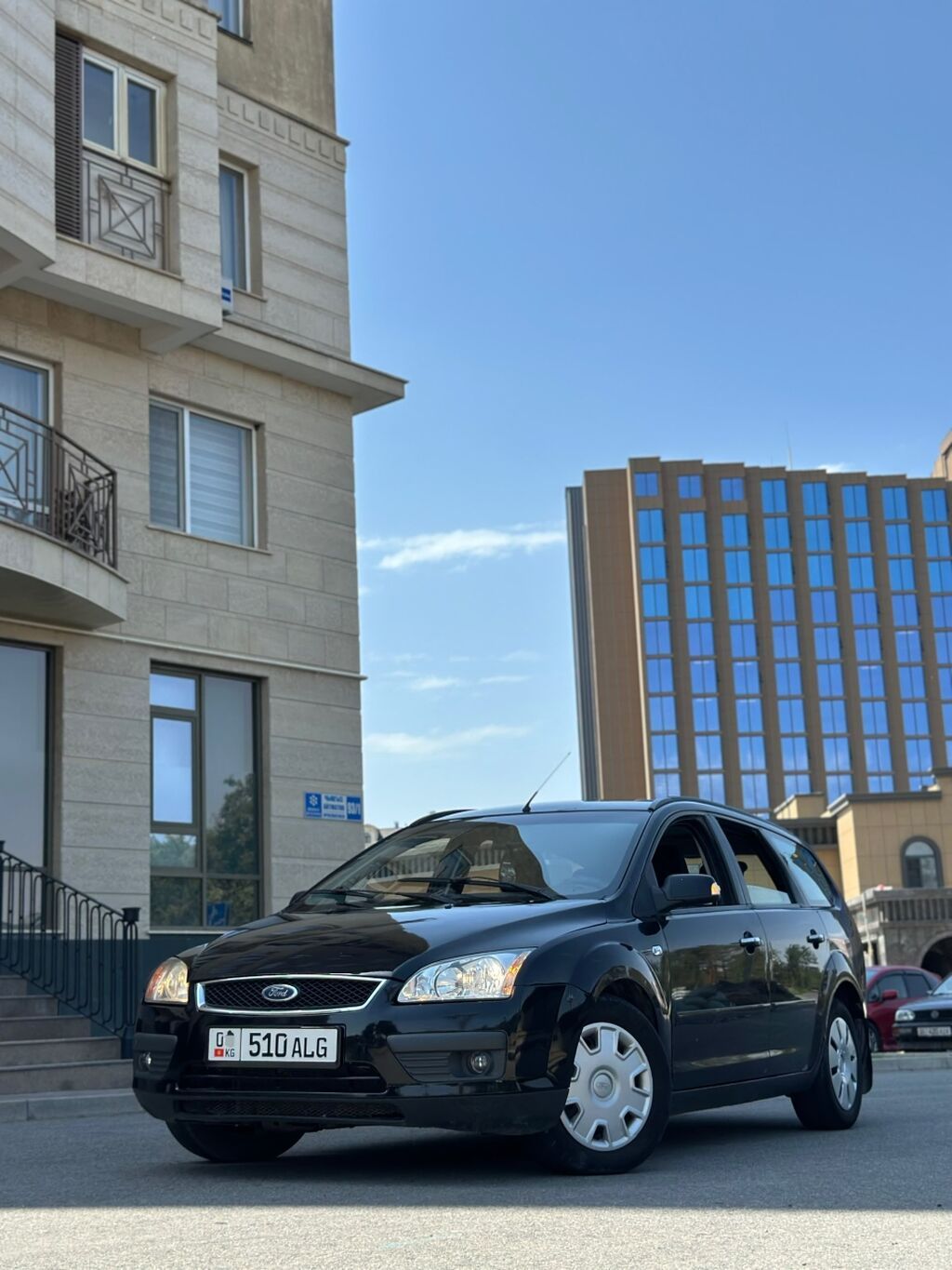 Ford Focus: 2007 г., 2 л, Механика, Бензин, Универсал: фото 2