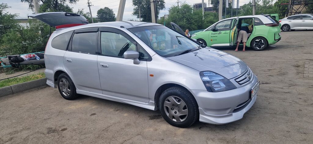 Honda Stream: 2001 г., 1.7 л, Автомат, Бензин, Минивэн: фото 3