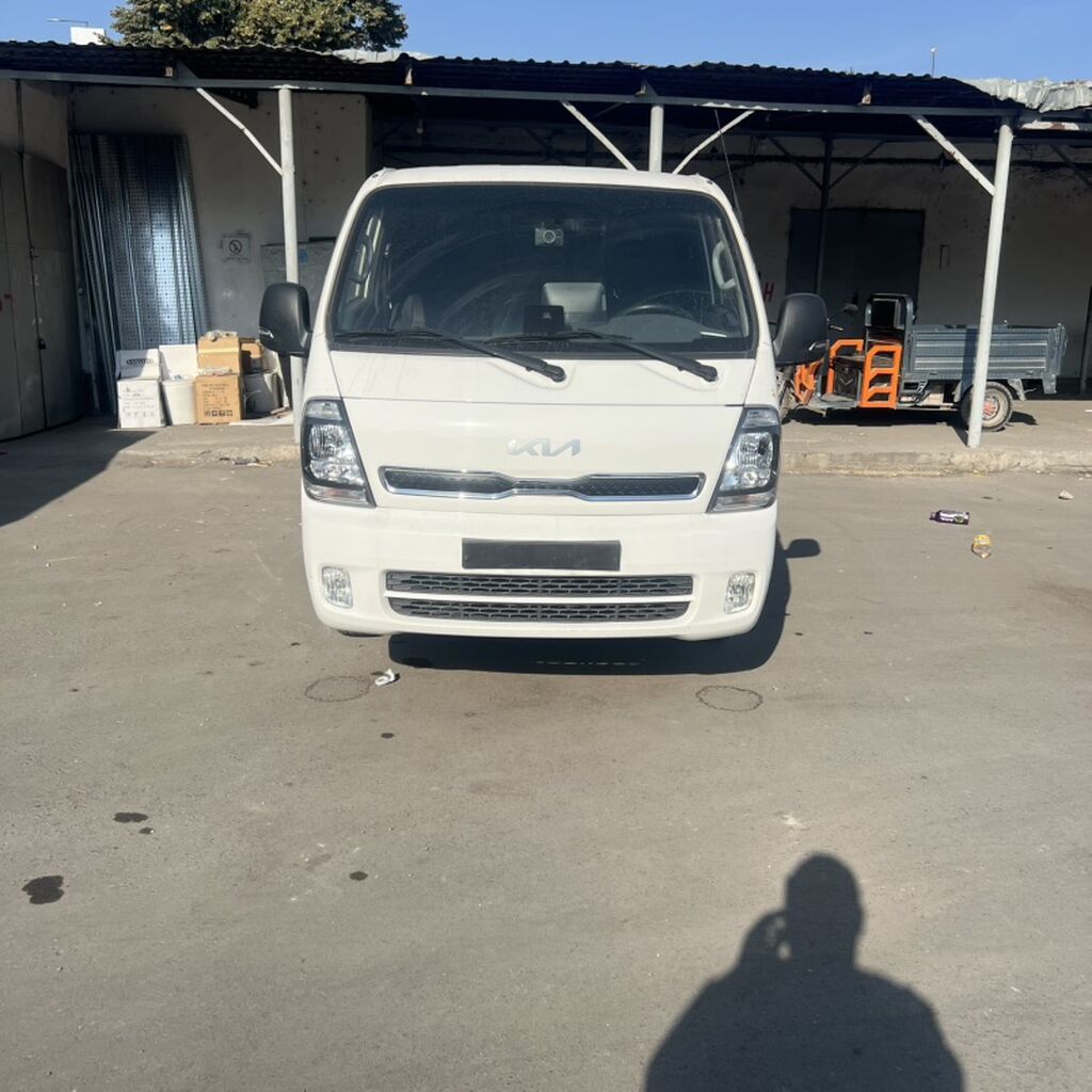 Kia Bongo III (K2500/K2700) бортовой малотоннажный грузовик Основные: фото 1