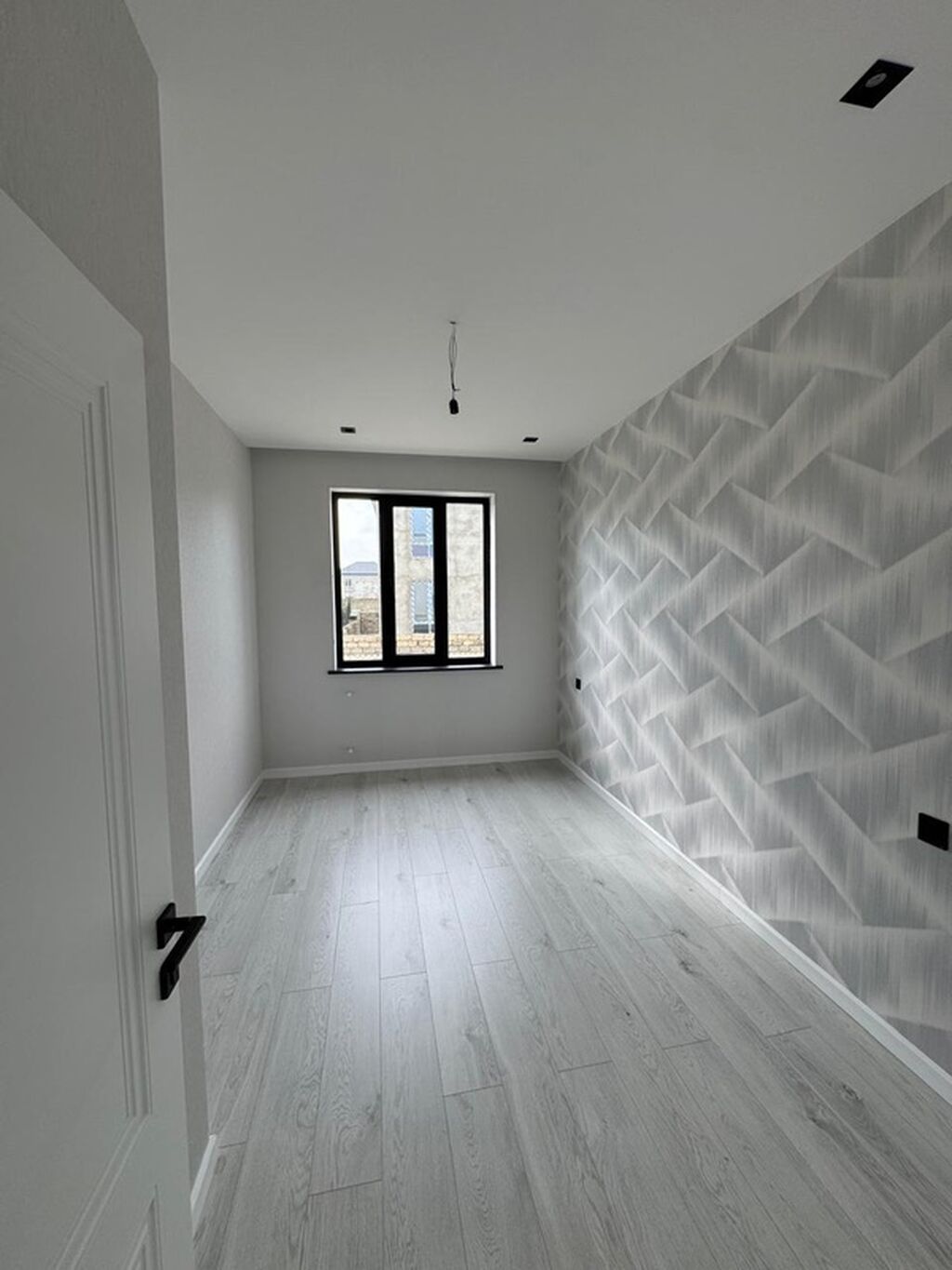 7 otaqlı, Yeni tikili, 252 kv. m