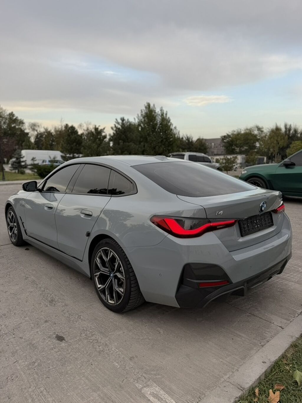 BMW i4: 2022 г., 4 л, Автомат, Электромобиль, Фастбек: фото 7
