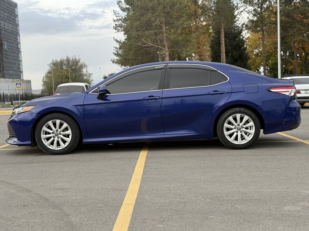 Toyota Camry: 2018 г., 2.5 л, Автомат, Бензин, Седан: фото 5