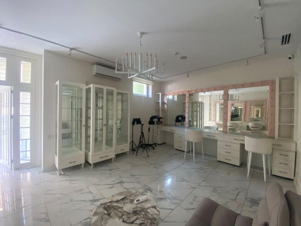 🔥 **NƏRİMANOVDA PRESTİJLİ ƏRAZİDƏ SUPER OBYEKT SATILIR!** 📍 **Teymur