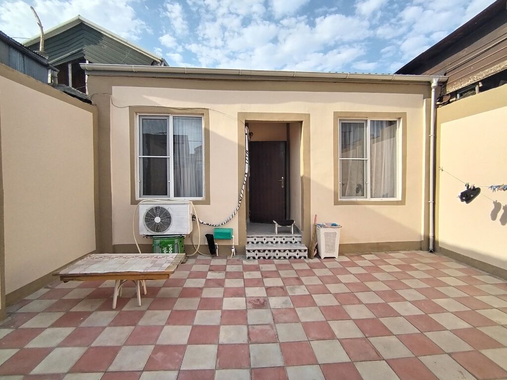 3 otaqlı, 85 kv. m, Kredit yoxdur, Orta təmir
