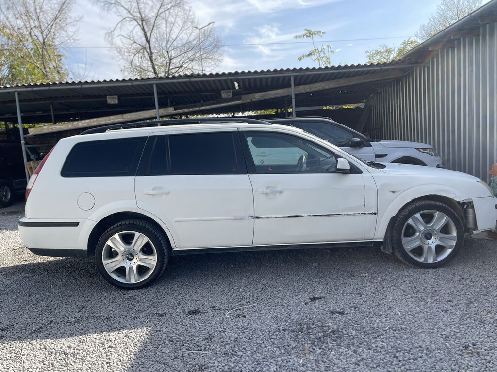 Ford Mondeo: 2005 г., 2.2 л, Автомат, Дизель, Универсал: фото 3
