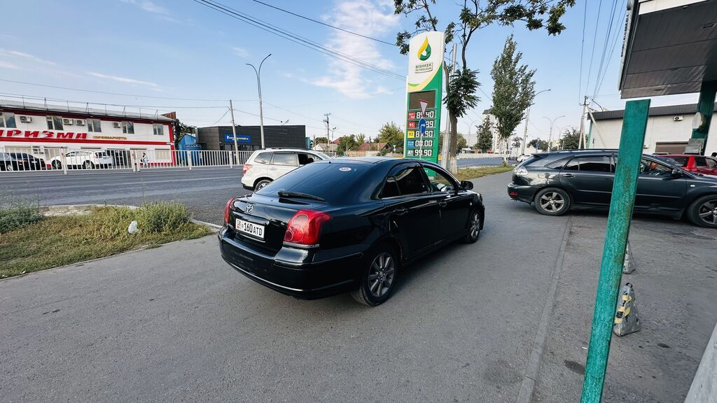 Toyota Avensis: 2004 г., 2.4 л, Автомат, Бензин, Седан: фото 4