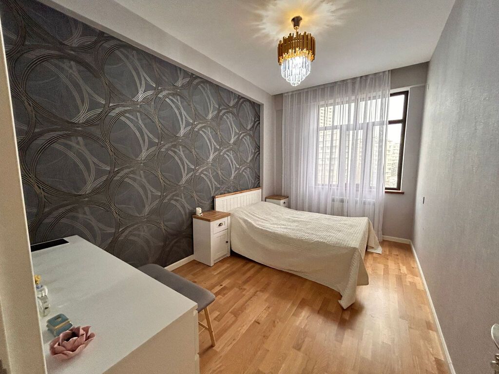 3 otaqlı, Yeni tikili, m. Həzi Aslanov, 97 kv. m
