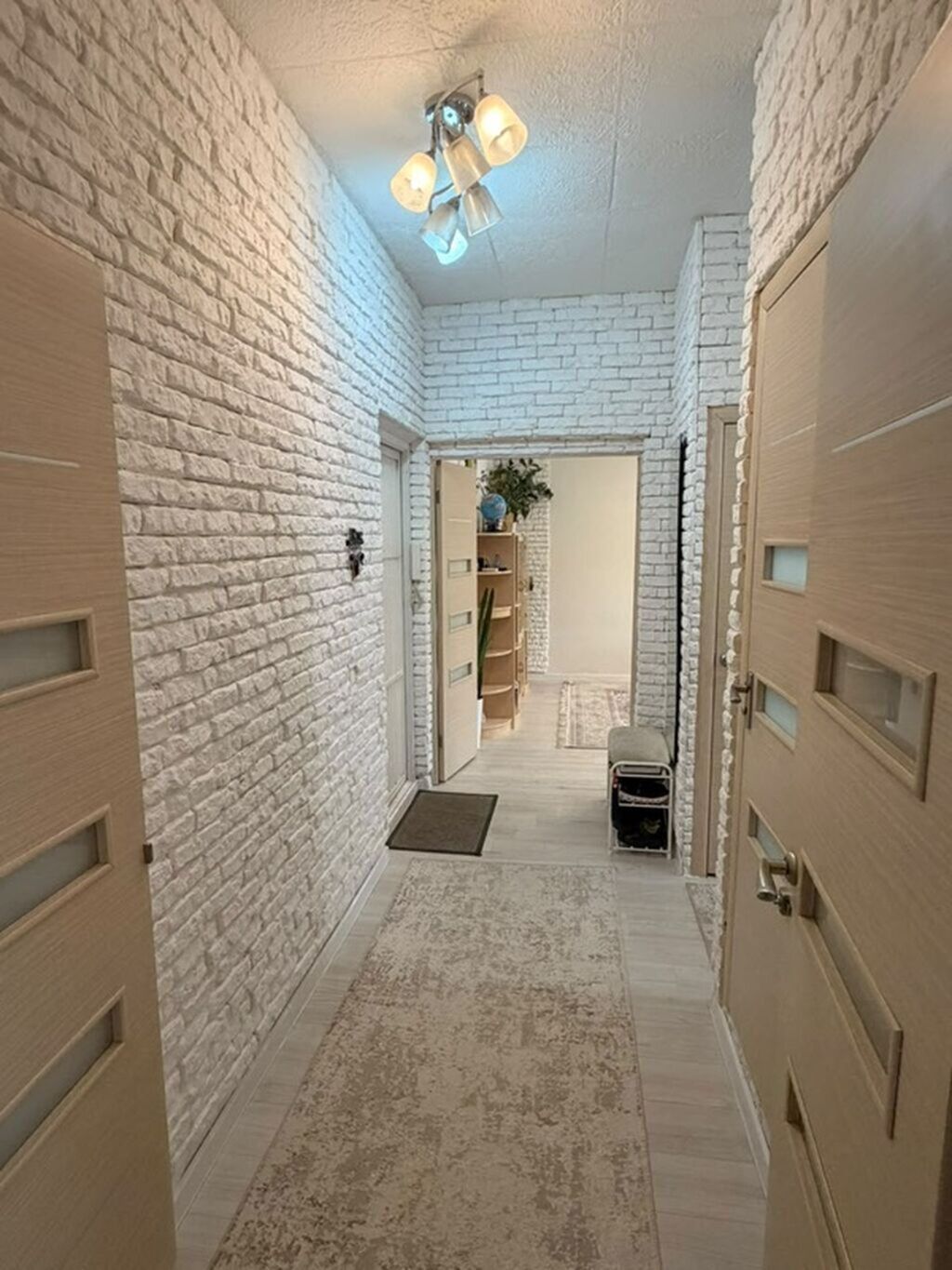 2 комнаты, 64 м², 9 мкр 106 серия, 4 этаж, Евроремонт: фото 8