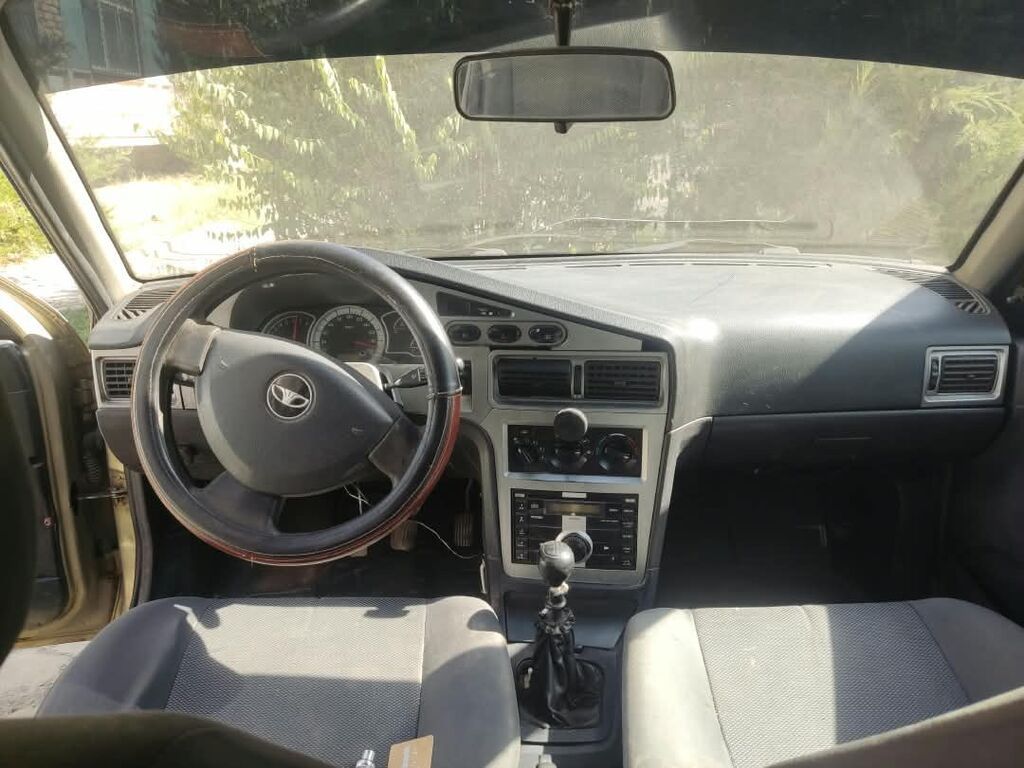 Daewoo Nexia: 2011 г., 1.6 л, Механика, Бензин, Седан: фото 8