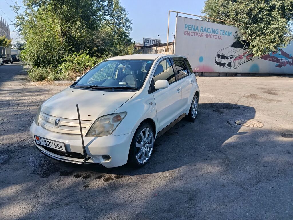 Toyota Ist: 2003 г., 1.3 л, Автомат, Бензин, Хэтчбэк: фото 6