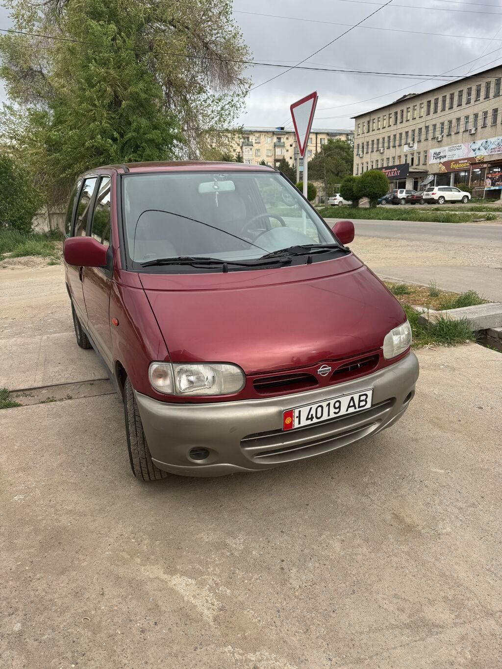 Nissan Serena: 2000 г., 1.6 л, Механика, Бензин, Минивэн: фото 2
