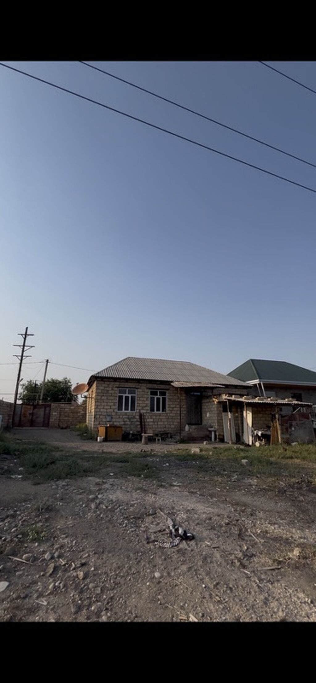 Satılır: Həyət evi - Tikinti: daş divarlar, dam örtüyü şifer - Plan