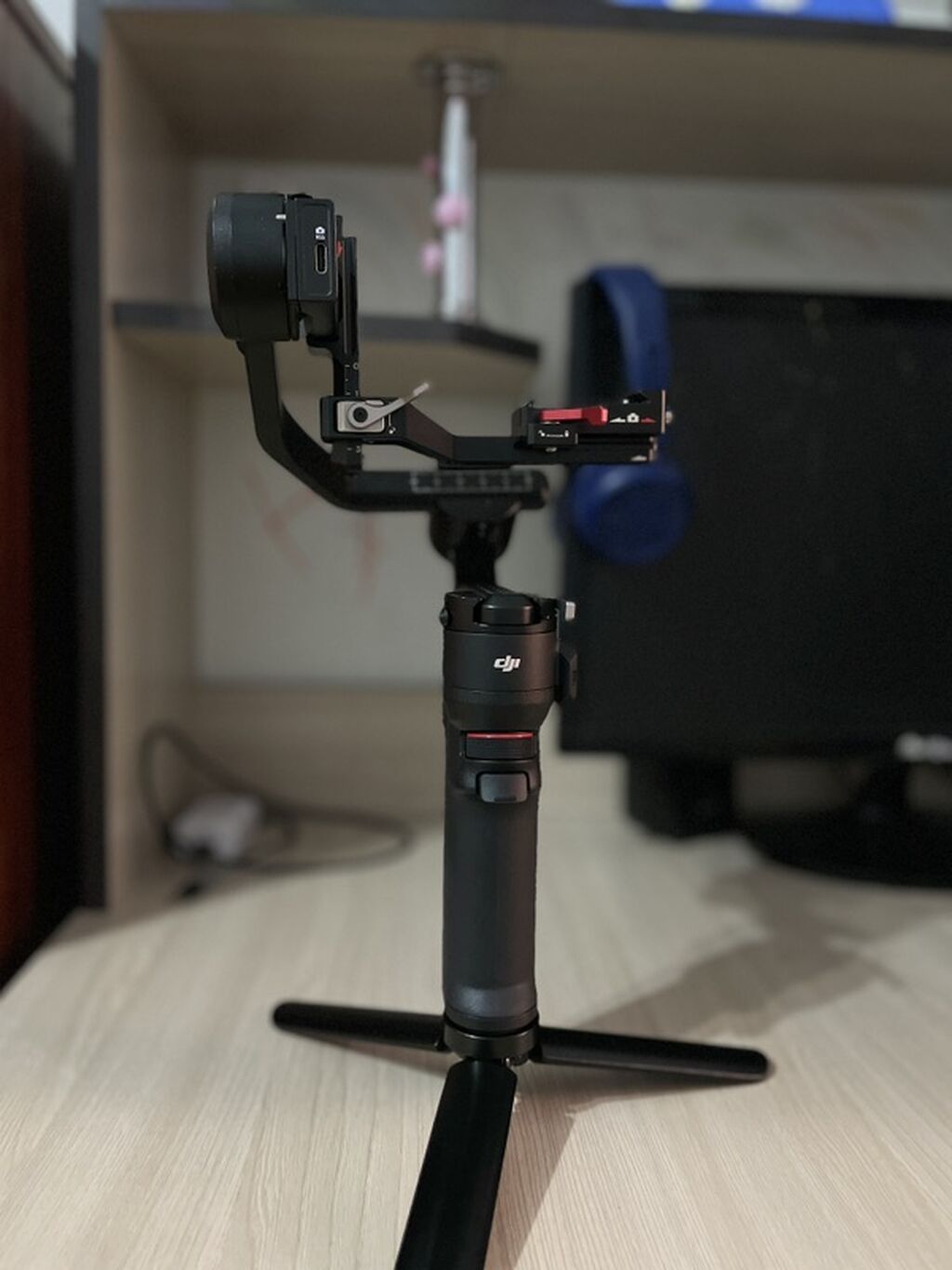 Продаю стабилизатор для камеры. DJI RONIN RS3 MINI Сам пользовался: фото 3