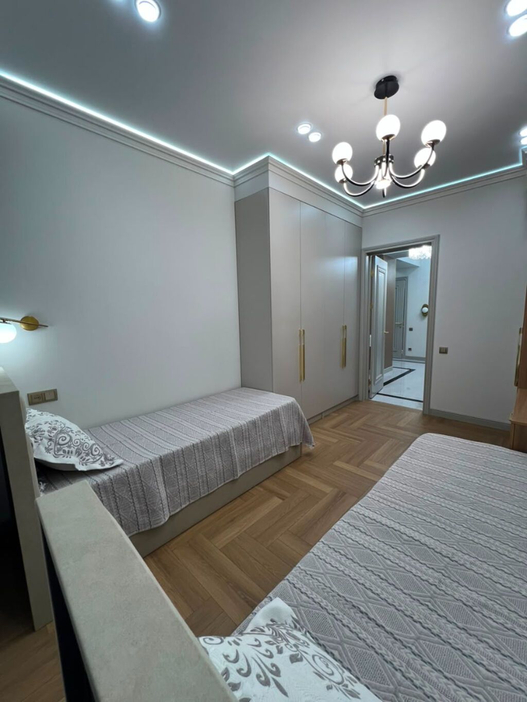 3 комнаты, 80 м², Асанбай мкр Элитка, 10 этаж, Евроремонт: фото 8