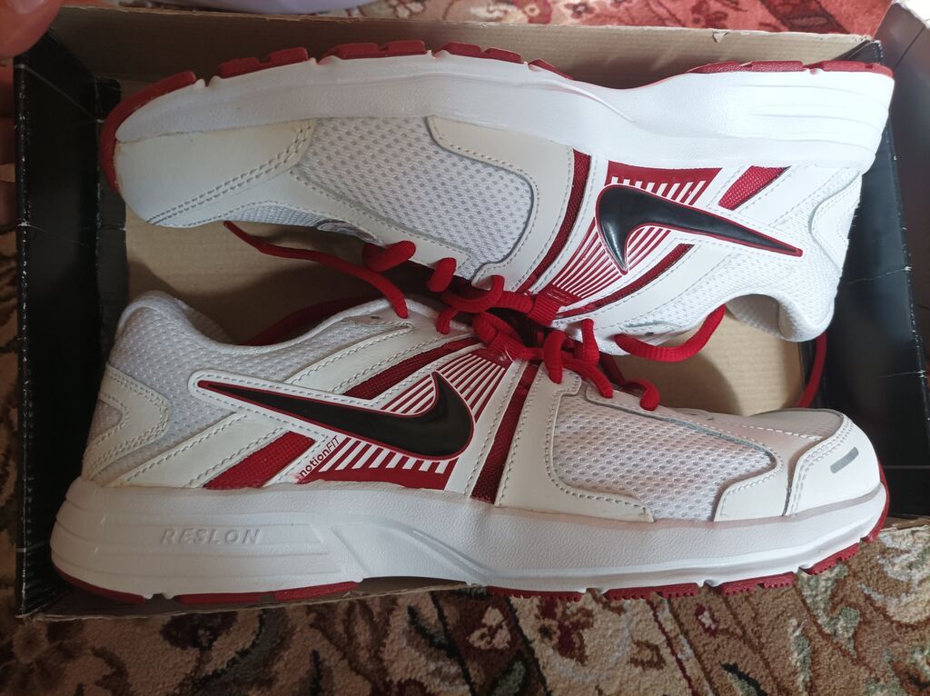 НОВЫЕ- Кроссовки Nike Dart 10 (58) - Размер: EU 42.5 / US 9 / UK 8 /: фото 3