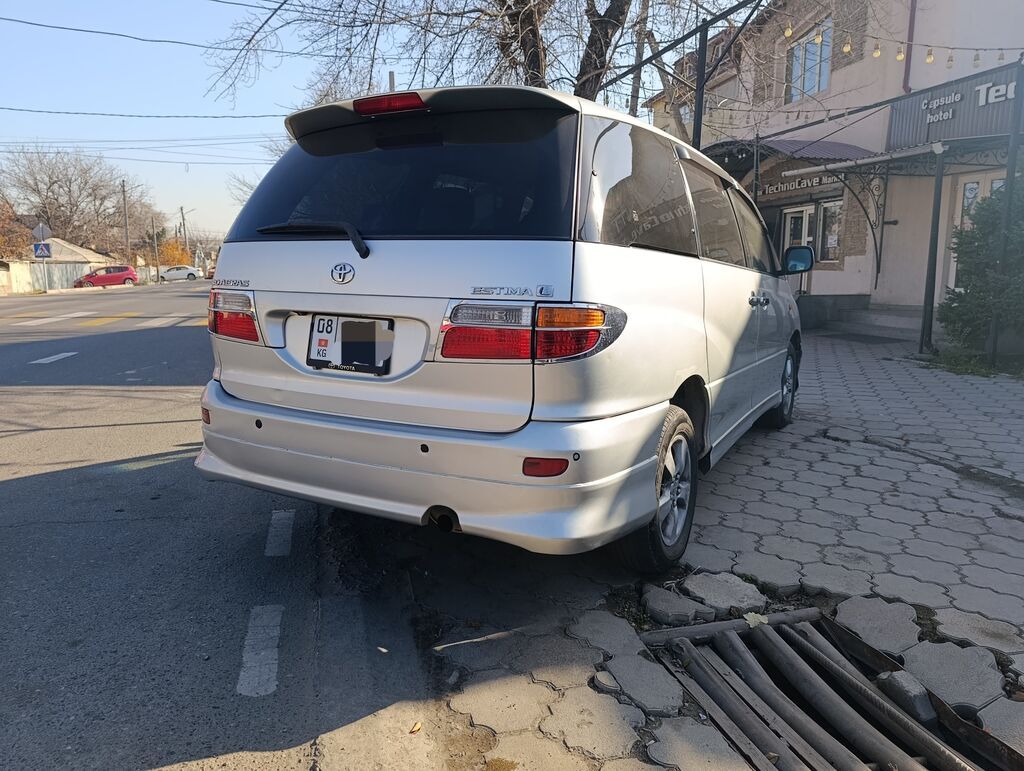 Toyota Estima 2002 г., 3 л, бензин: фото 2