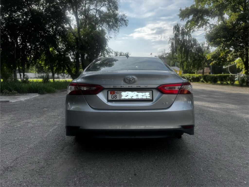 Toyota Camry: 2020 г., 2.5 л, Автомат, Бензин: фото 6